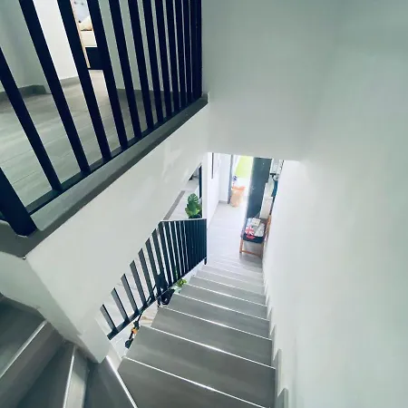 Mora House
